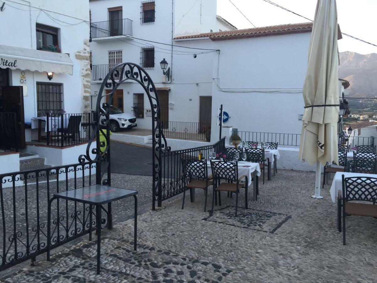 Altea, Callejeando Por Su Casco Antiguo. Exterior photo