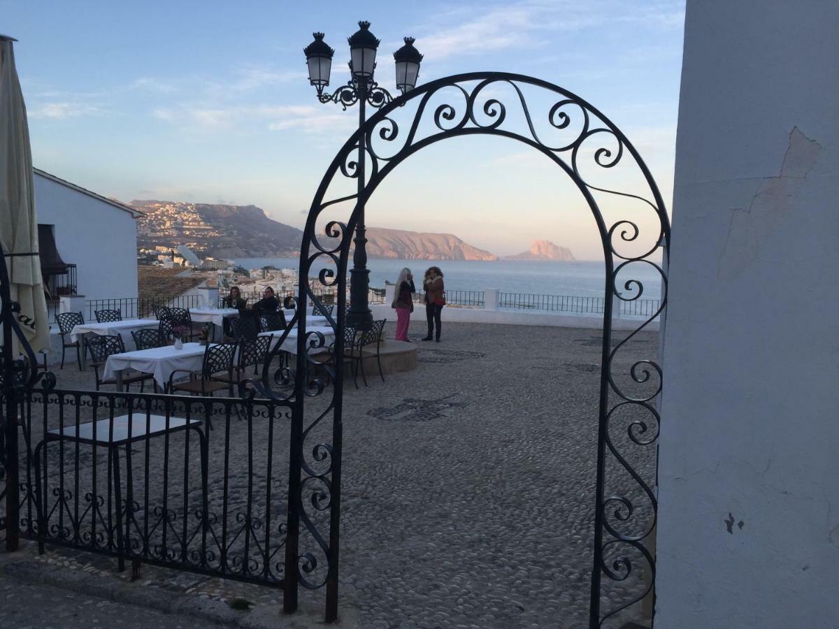 Altea, Callejeando Por Su Casco Antiguo. Exterior photo